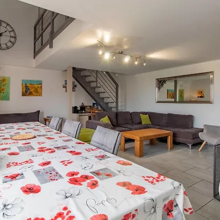 Aubigné-sur-layon, 3 Pièces, 8 Personnes - Fr-1-622-19