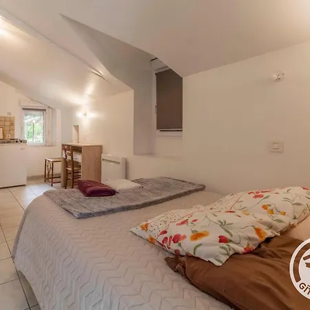 Avec Jardin Au Coeur Du Vignoble Du Layon, Proche Saumur, 9 Couchages, Velos Inclus - Fr-1-622-19 *