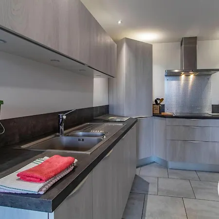 Avec Jardin Au Coeur Du Vignoble Du Layon, Proche Saumur, 9 Couchages, Velos Inclus - Fr-1-622-19